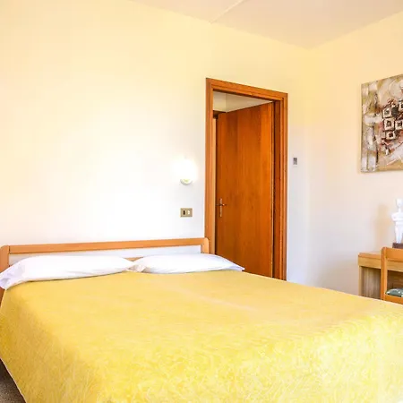 Hotel Onda 2*