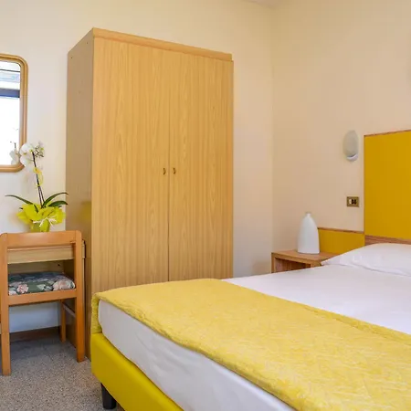 Hotel Onda Torri Del Benaco