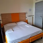 Garni Onda 酒店 2*