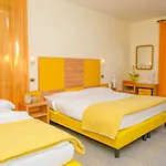 Garni Onda 2* 托里德尔贝纳科