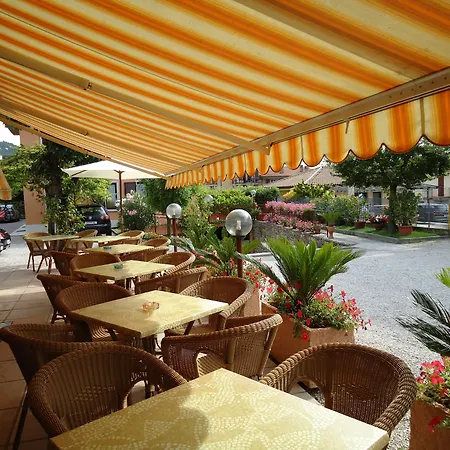 Hotel Garni Onda Torri Del Benaco