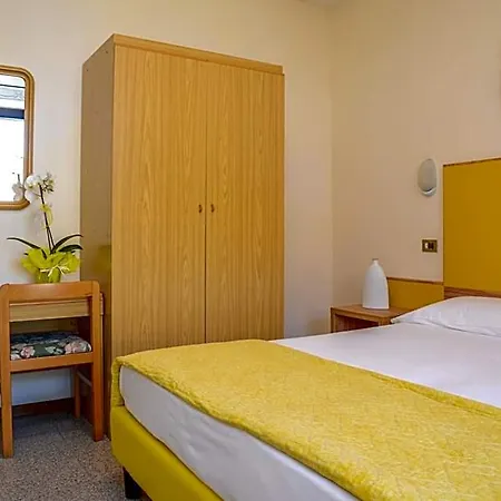 Onda Hotel 2*