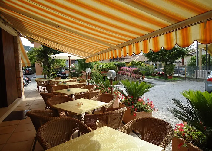 Hotel Garni Onda Torri Del Benaco