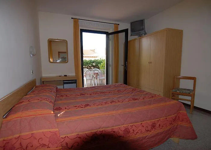 Hotel Garni Onda Torri Del Benaco