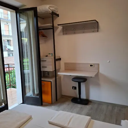 Hotel Garni Onda Torri Del Benaco